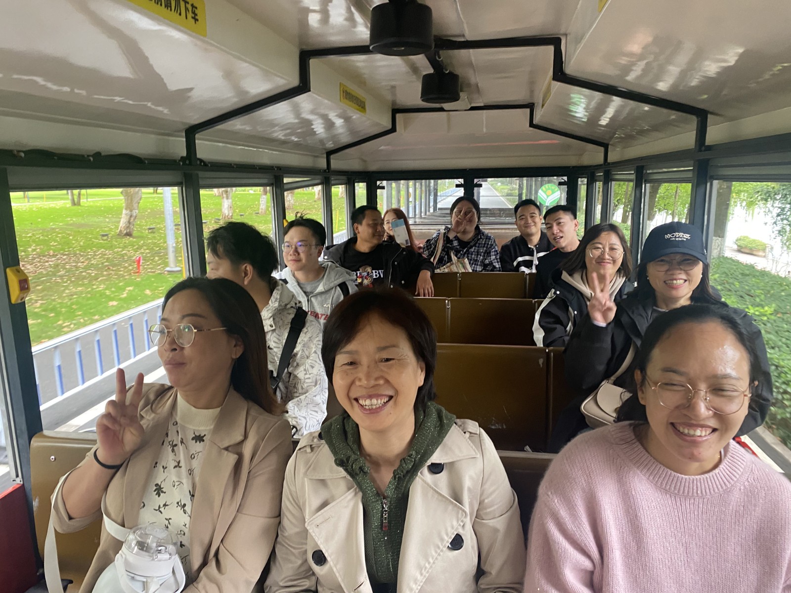 易順建工集團(tuán)有限公司5天湖南團(tuán)建旅行圓滿結(jié)束！
